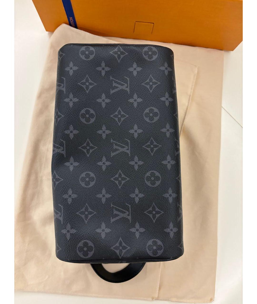 LOUIS VUITTON Черная косметичка из канвы, фото 3
