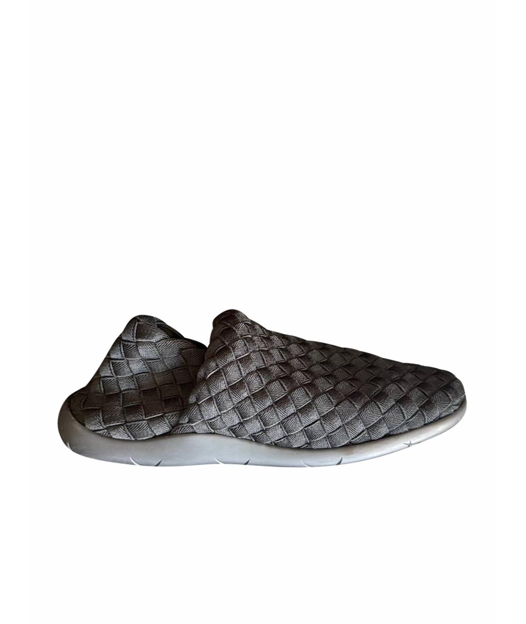 BOTTEGA VENETA Черные низкие кроссовки / кеды, фото 1