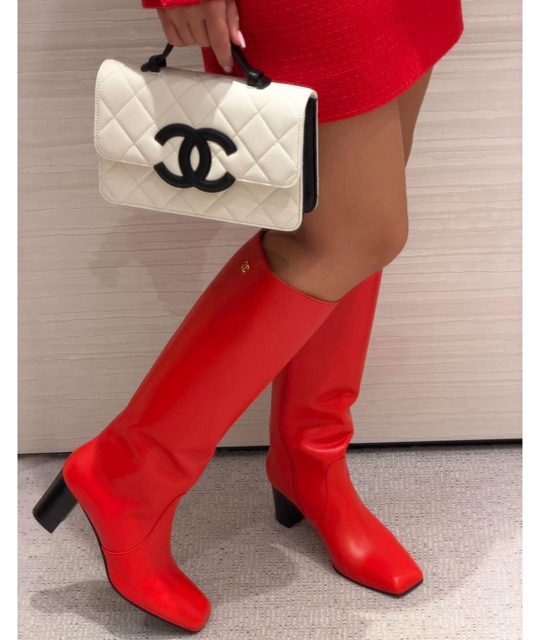 CHANEL Красные кожаные сапоги, фото 2
