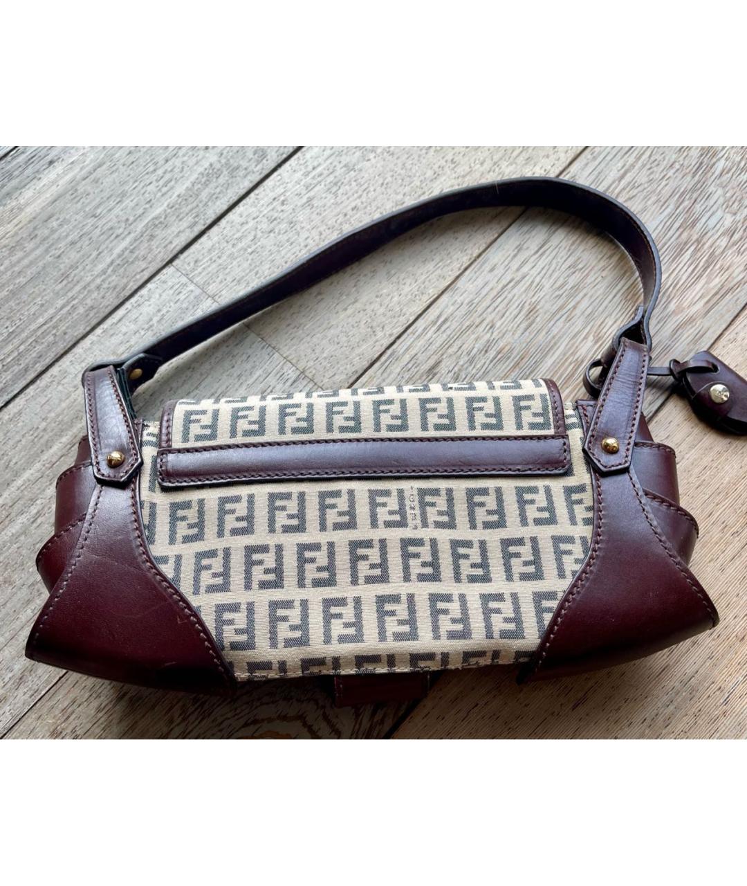 FENDI Коричневая кожаная сумка через плечо, фото 2