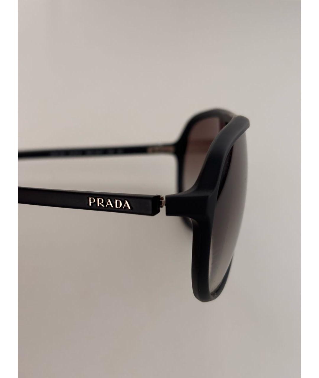 PRADA Черные пластиковые солнцезащитные очки, фото 3