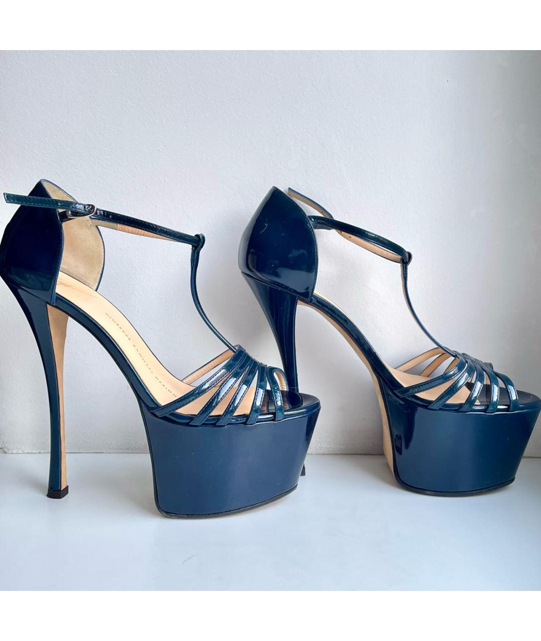 GIUSEPPE ZANOTTI DESIGN Темно-синие босоножки из лакированной кожи, фото 2