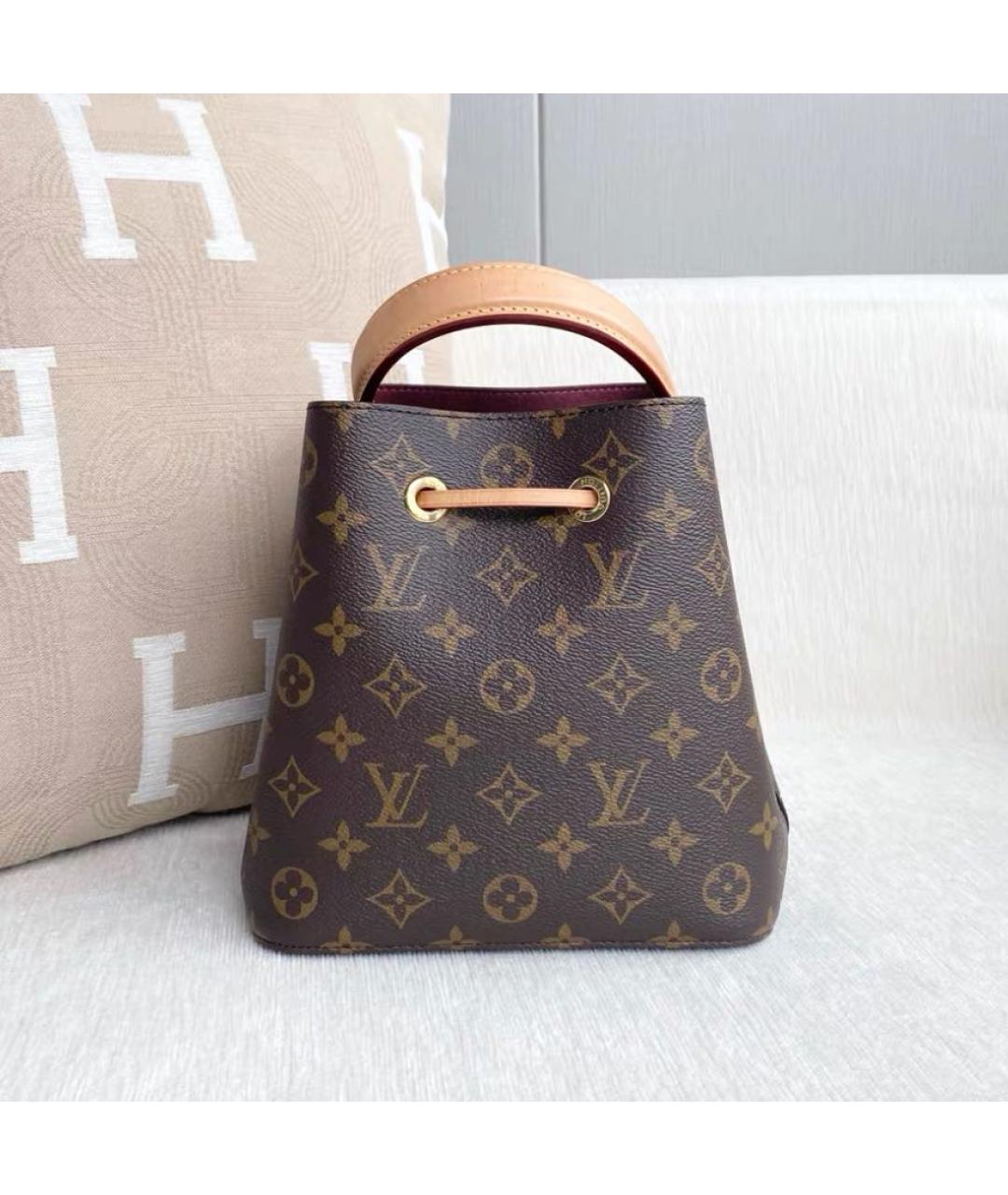 LOUIS VUITTON Коричневая сумка через плечо из канвы, фото 2