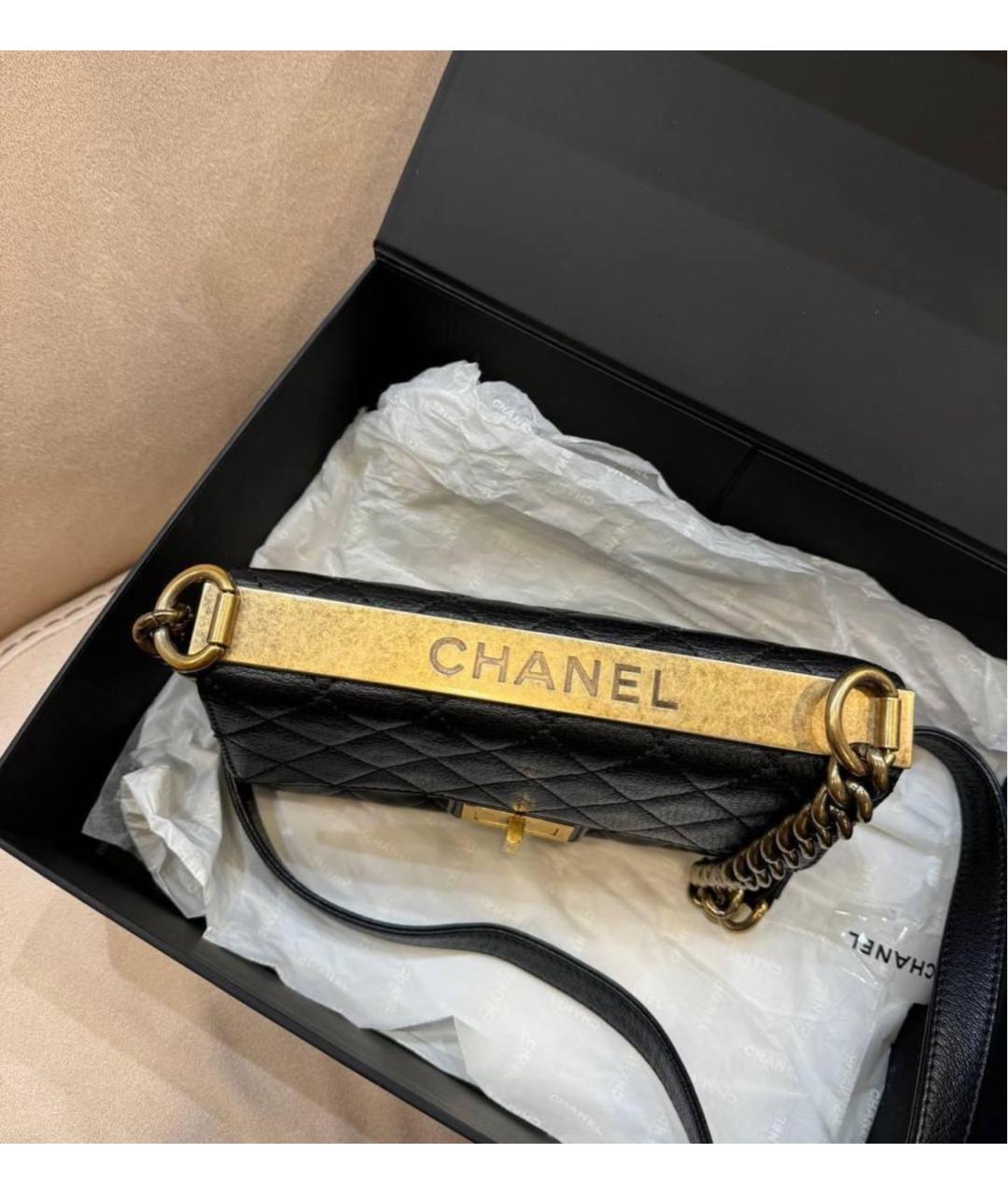 CHANEL Черная кожаная сумка через плечо, фото 2