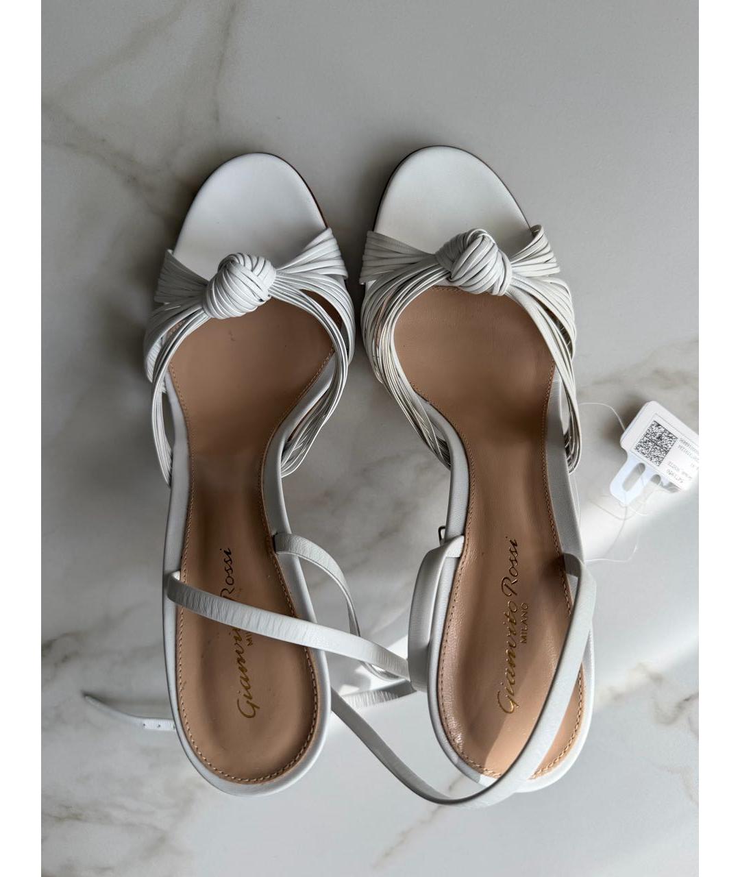 GIANVITO ROSSI Белые кожаные босоножки, фото 3