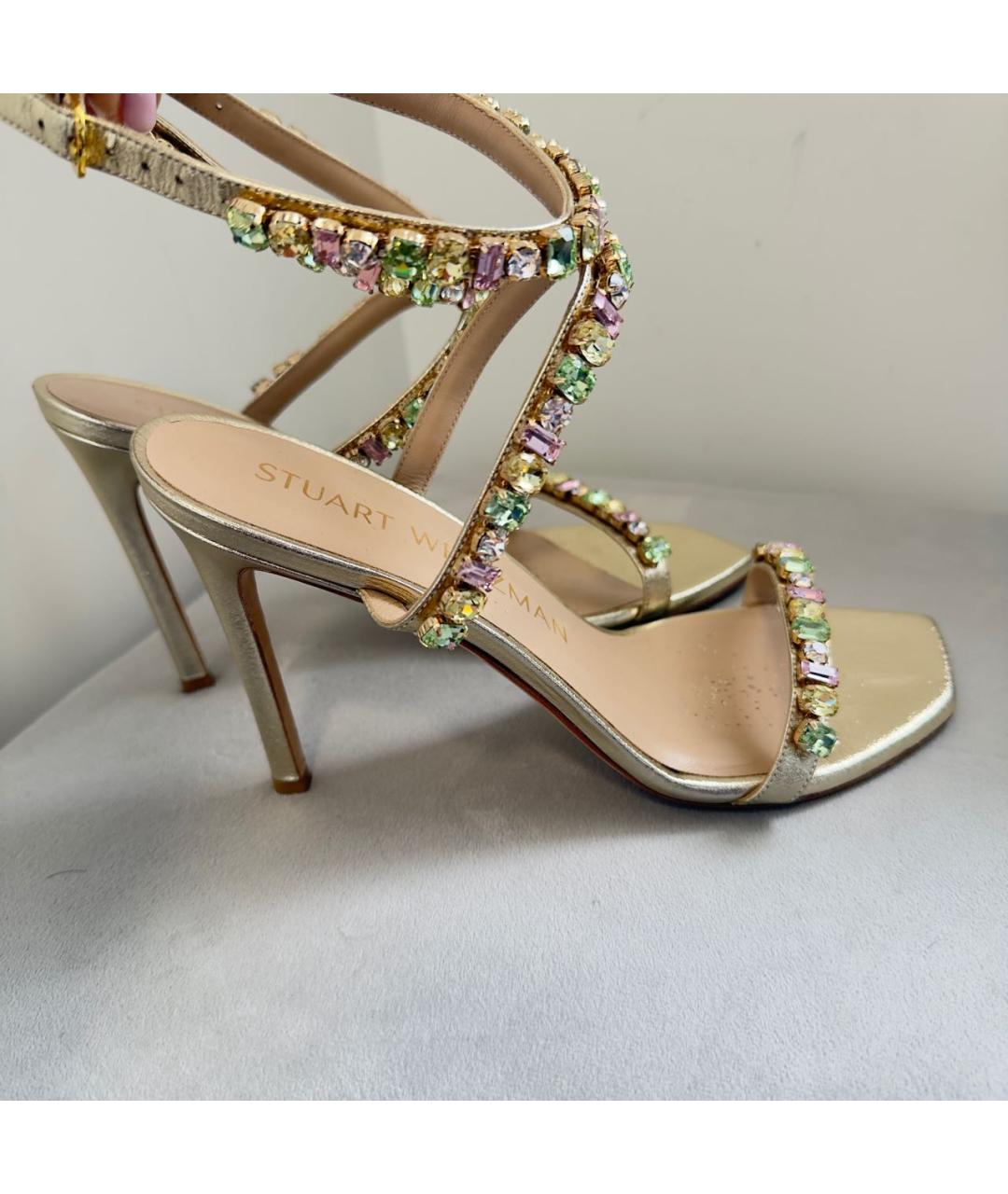 STUART WEITZMAN Золотые кожаные босоножки, фото 5