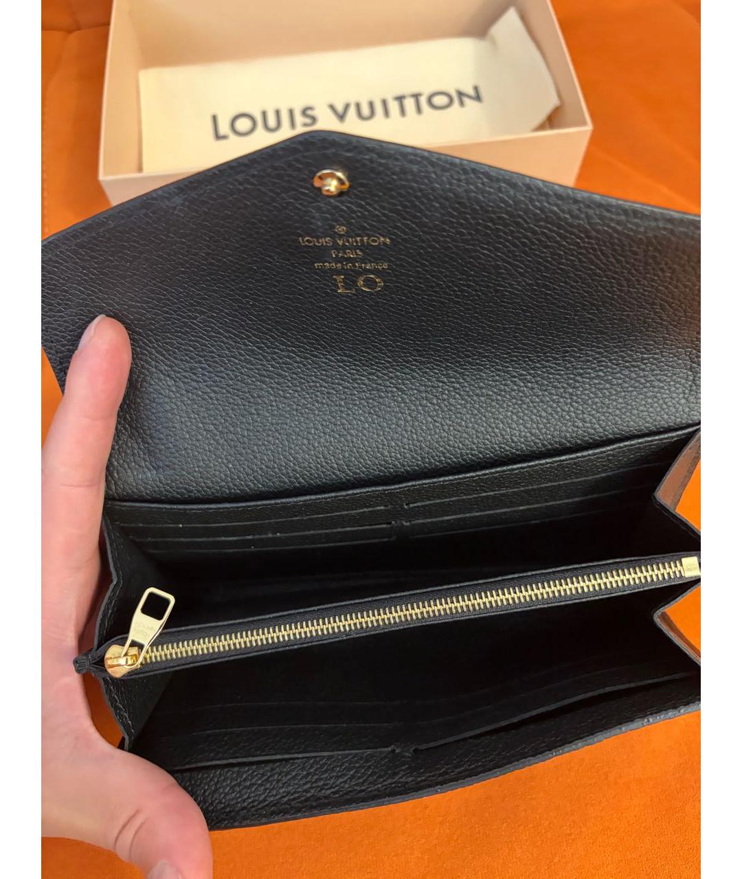 LOUIS VUITTON Черный кожаный кошелек, фото 4