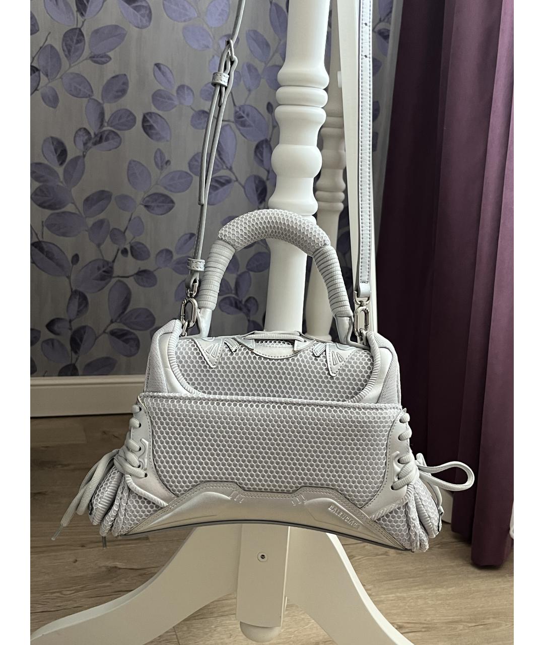 BALENCIAGA Серебряная сумка с короткими ручками, фото 3