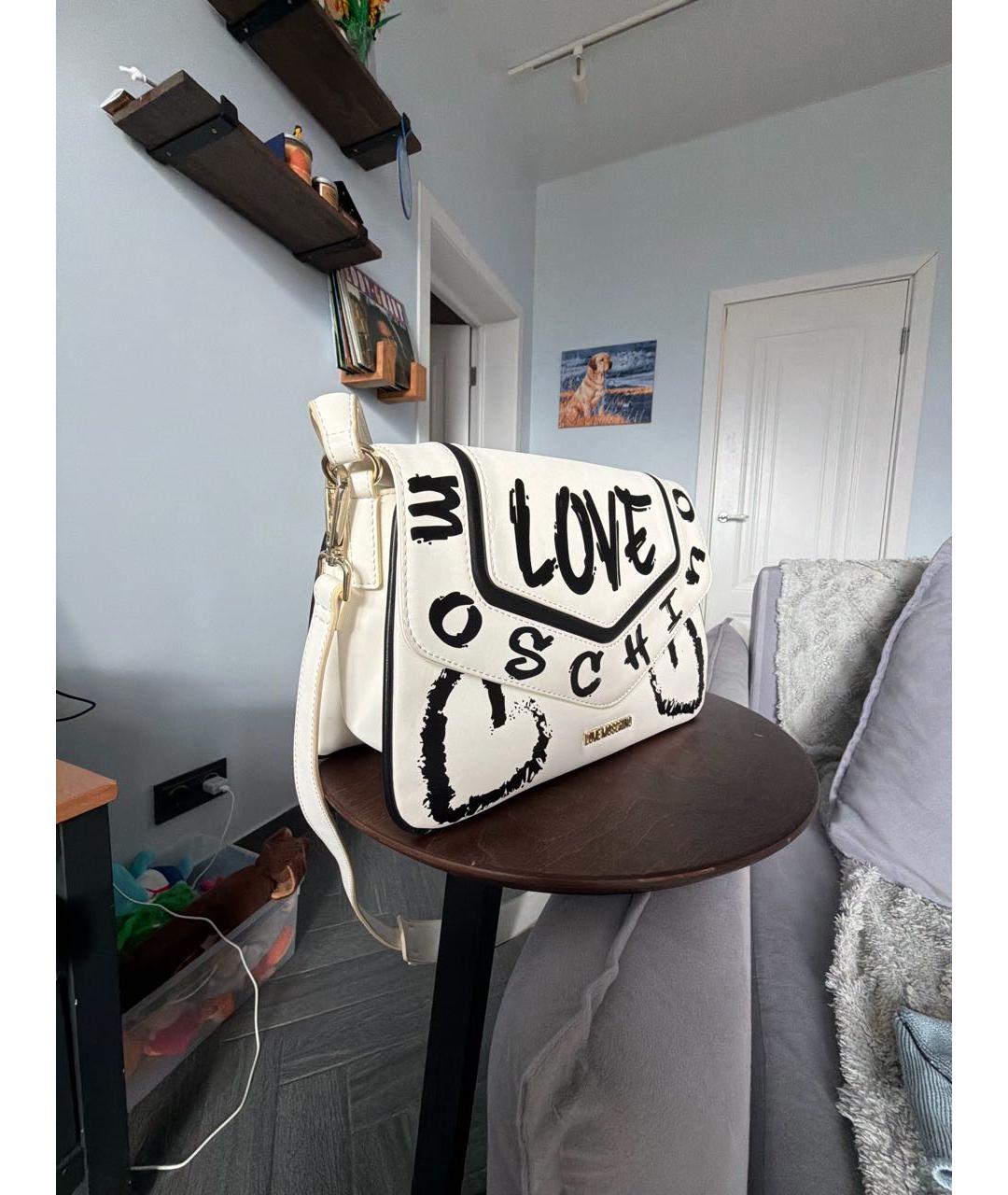 LOVE MOSCHINO Белая сумка через плечо из искусственной кожи, фото 2