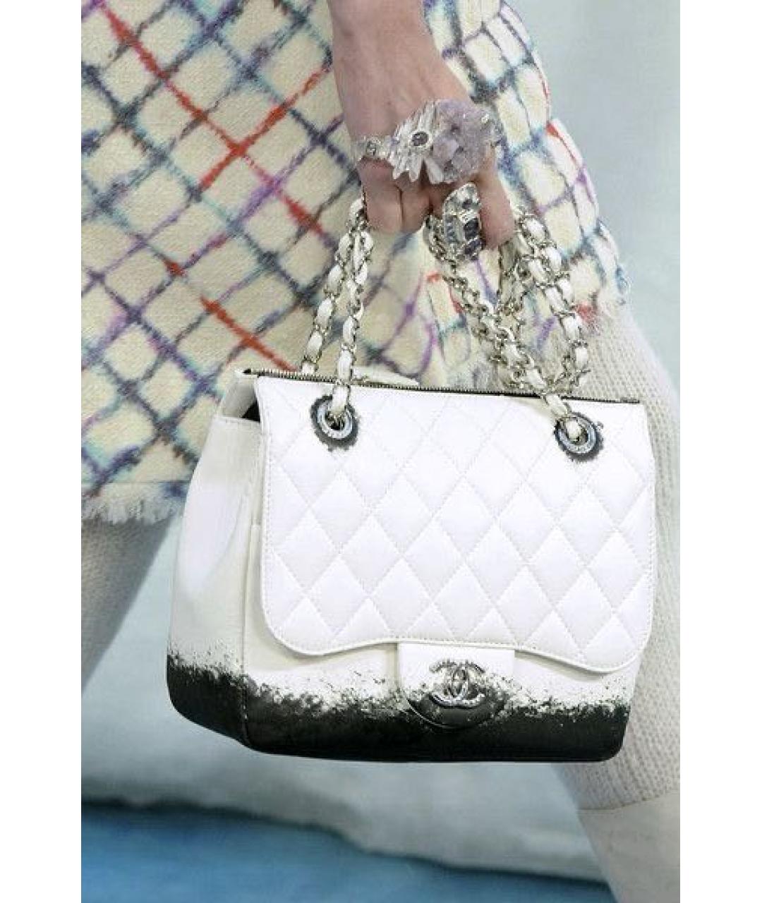 CHANEL Бежевая кожаная сумка через плечо, фото 7