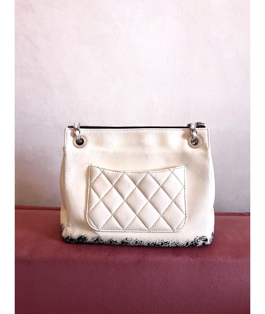 CHANEL Бежевая кожаная сумка через плечо, фото 3