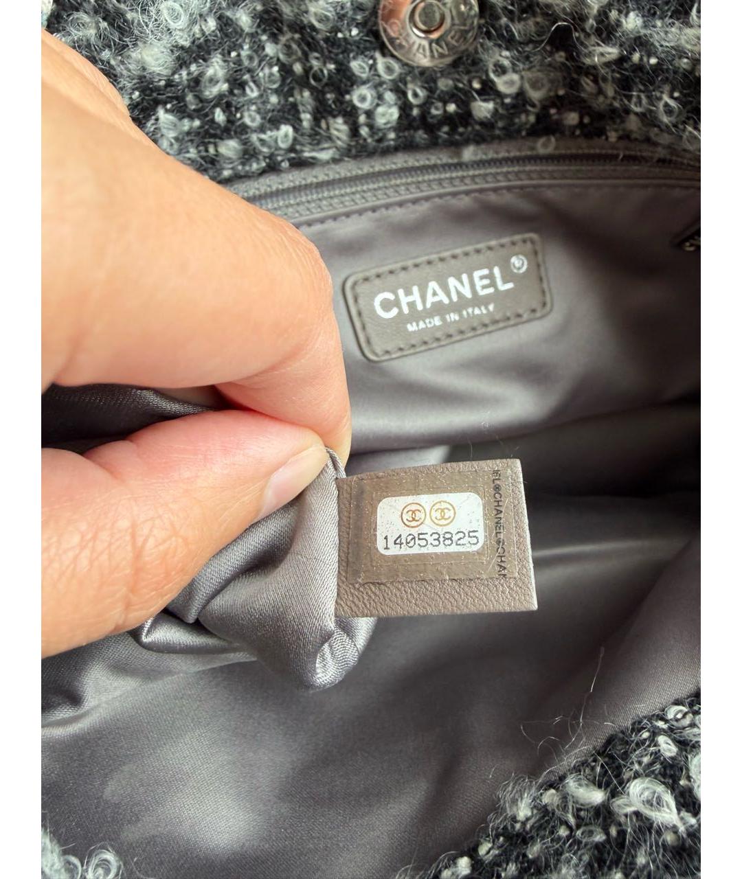 CHANEL Черная кожаная сумка с короткими ручками, фото 6