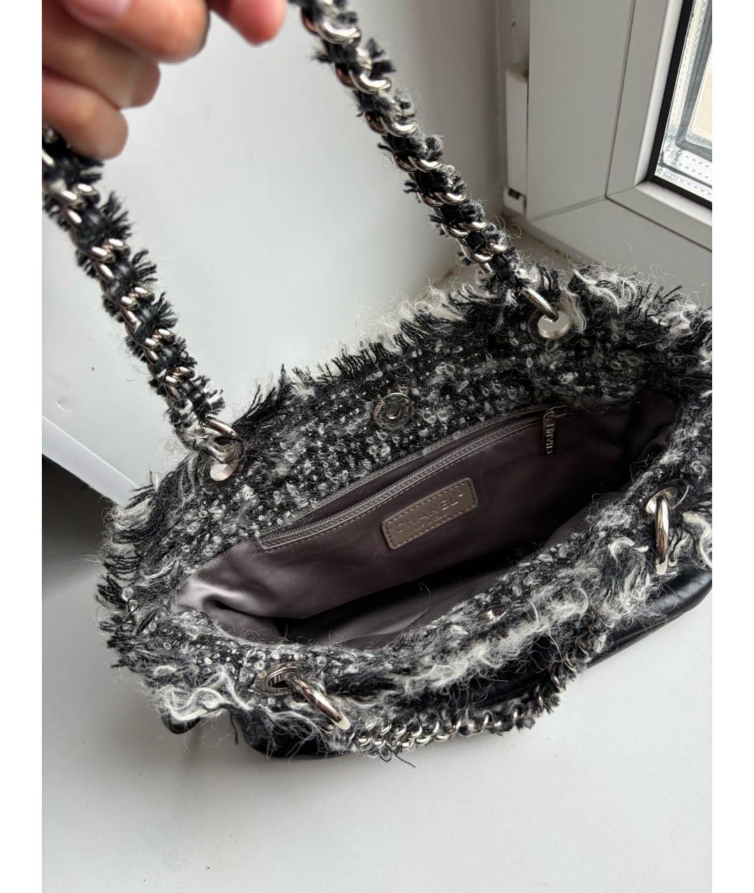 CHANEL Черная кожаная сумка с короткими ручками, фото 5