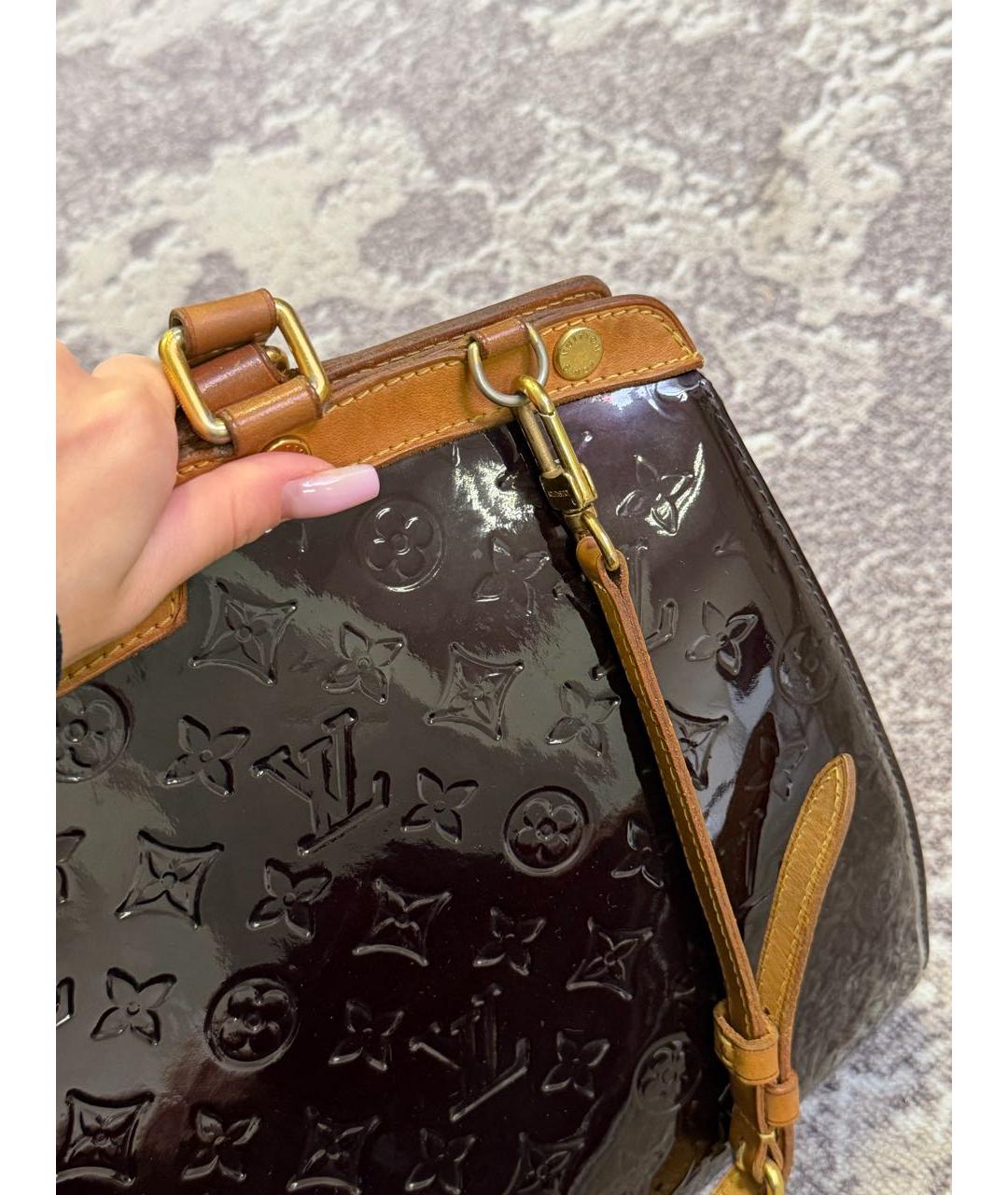 LOUIS VUITTON Бордовая сумка тоут из лакированной кожи, фото 6