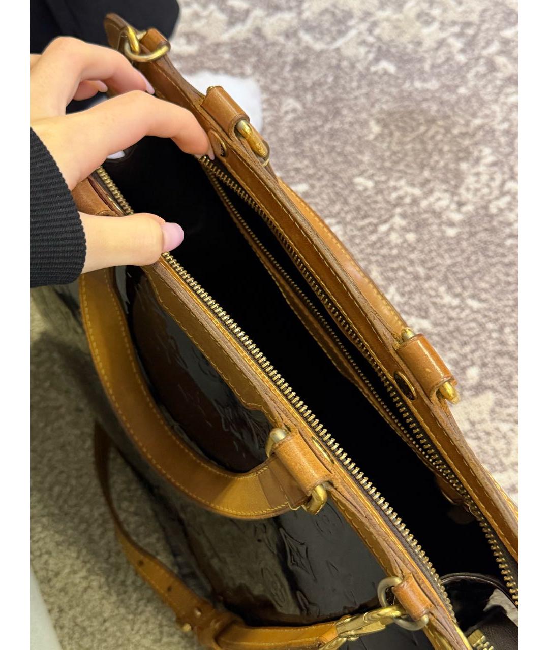 LOUIS VUITTON Бордовая сумка тоут из лакированной кожи, фото 4