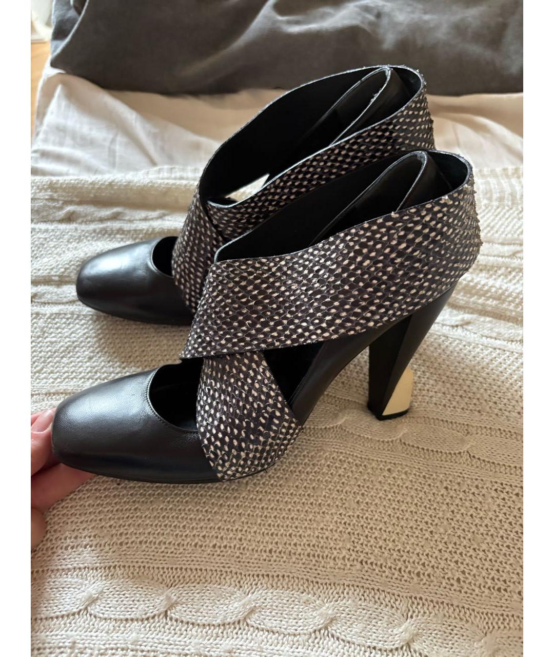 BALENCIAGA Черные кожаные туфли, фото 2