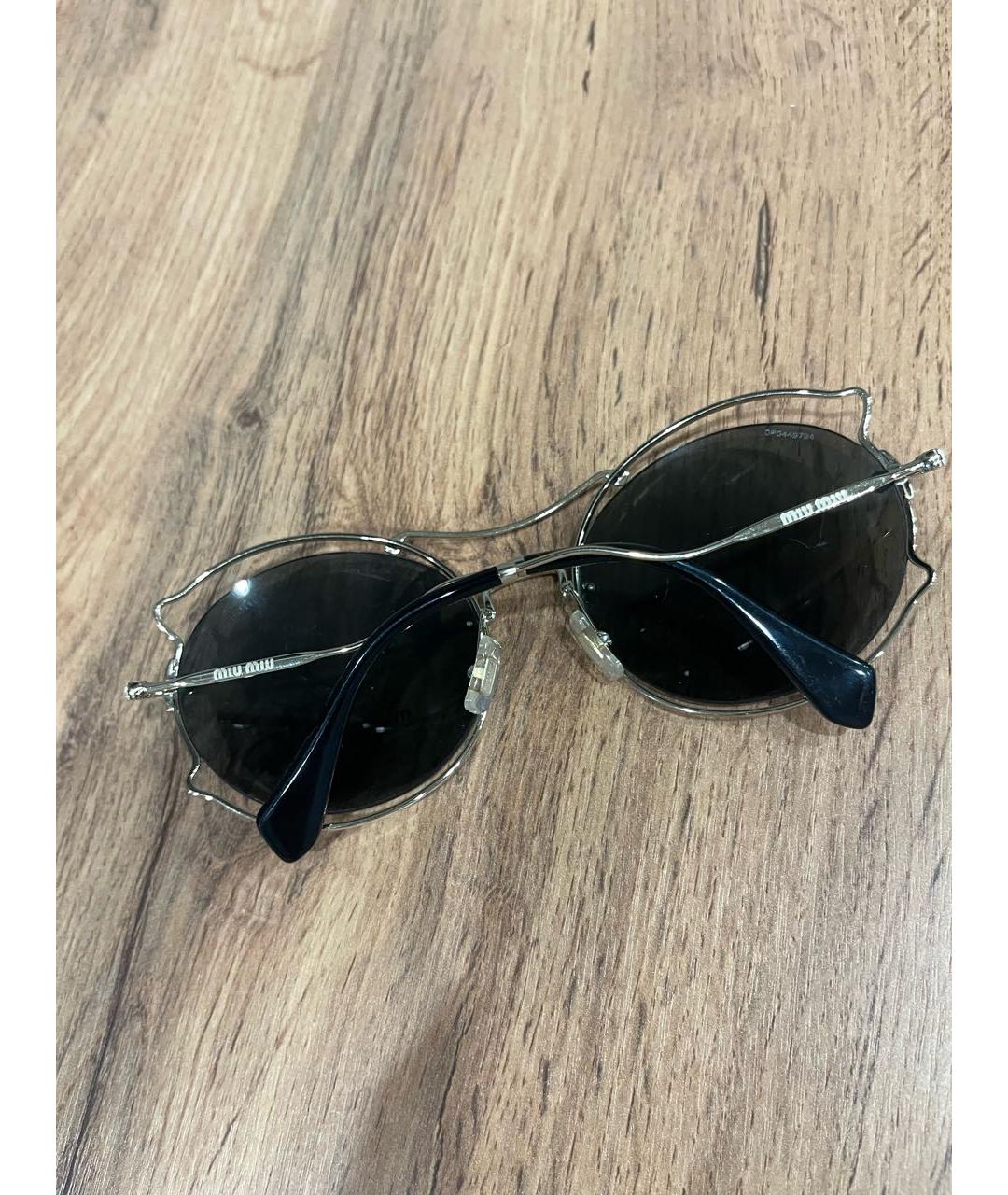 MIU MIU Антрацитовые пластиковые солнцезащитные очки, фото 4