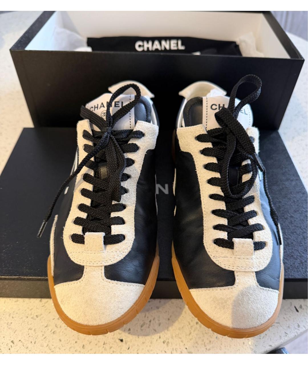CHANEL Черные кожаные кеды, фото 2