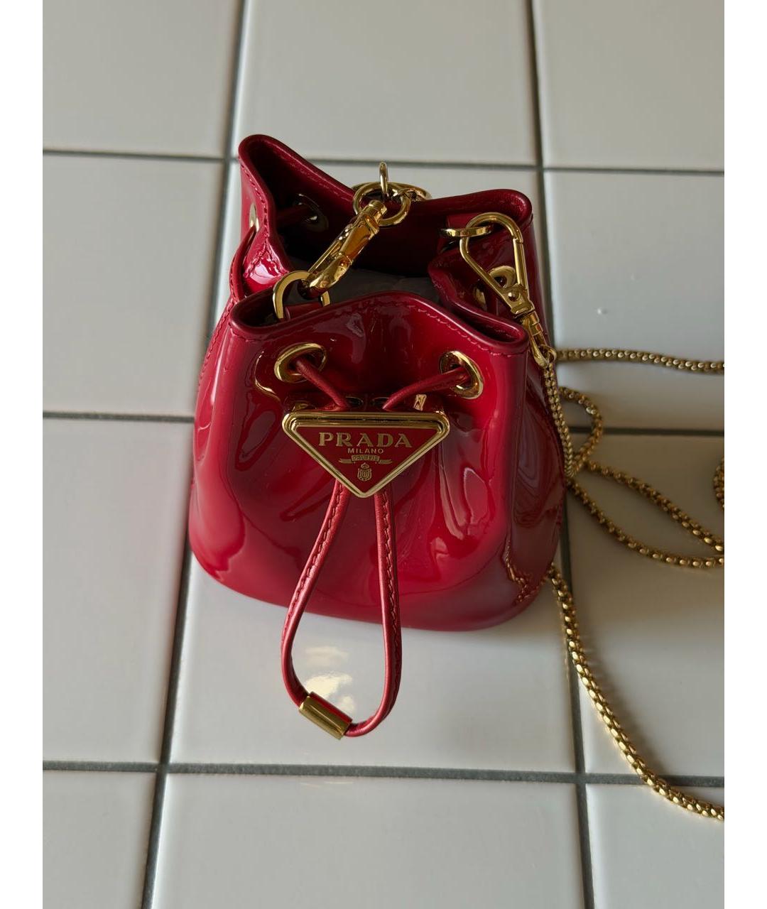 PRADA Красная сумка через плечо из лакированной кожи, фото 2