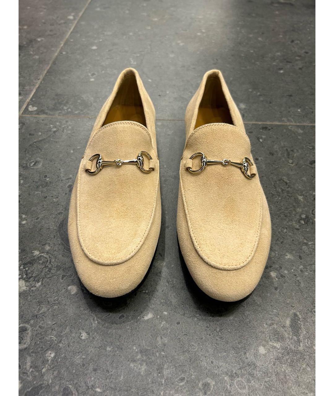 GUCCI Бежевые замшевые лоферы, фото 2