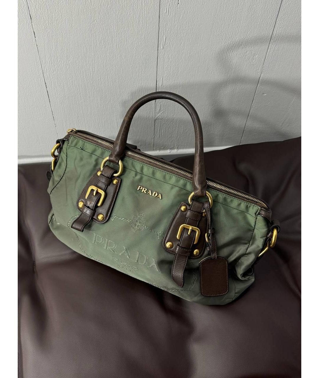 PRADA Зеленая нейлоновая сумка с короткими ручками, фото 3