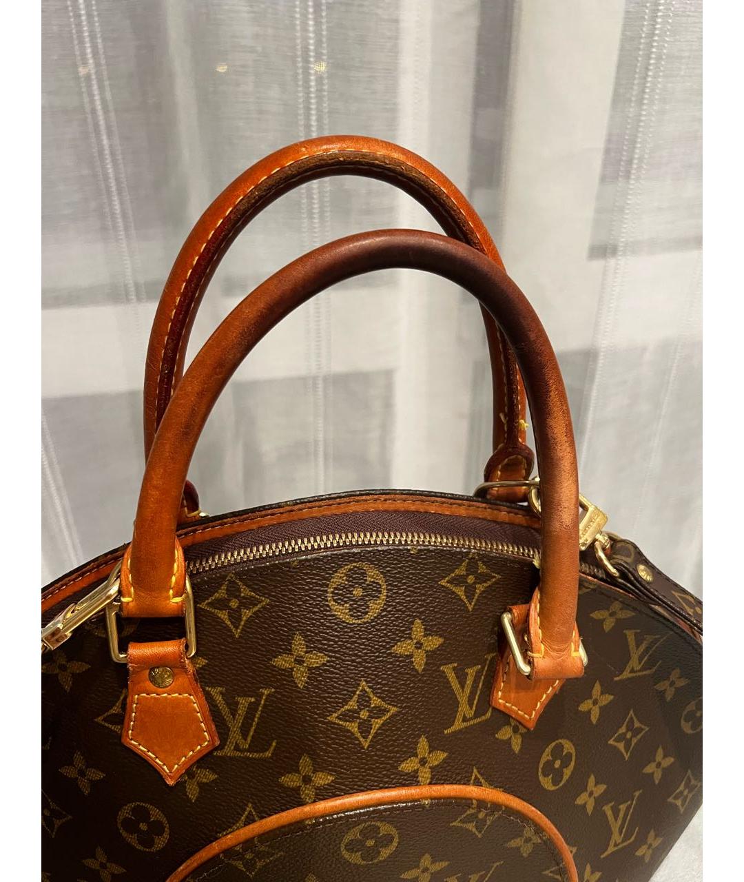 LOUIS VUITTON Коричневая кожаная сумка с короткими ручками, фото 4