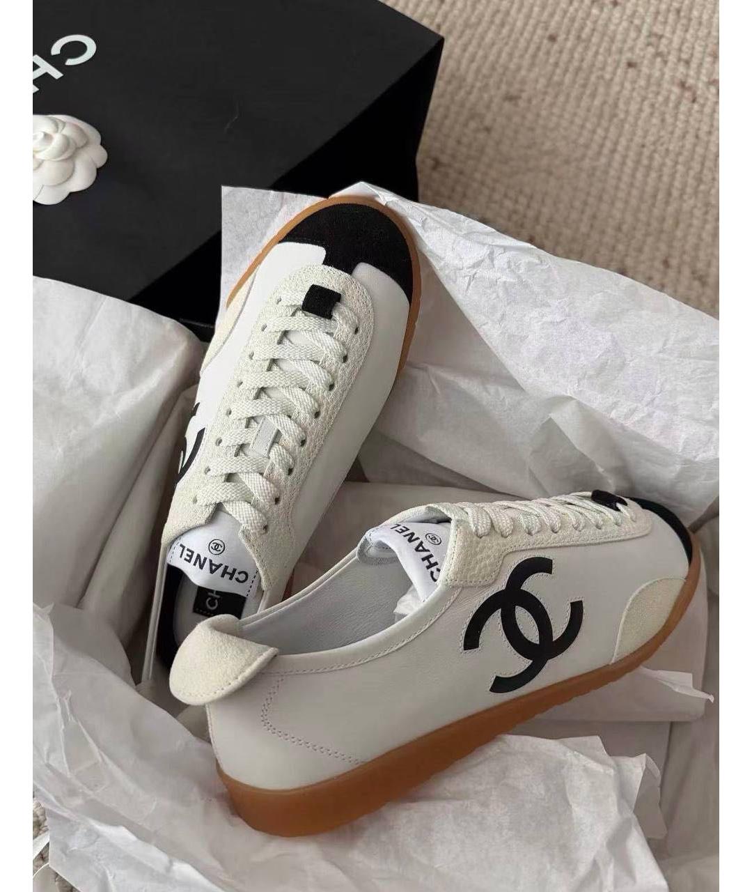 CHANEL Белые кожаные кеды, фото 3