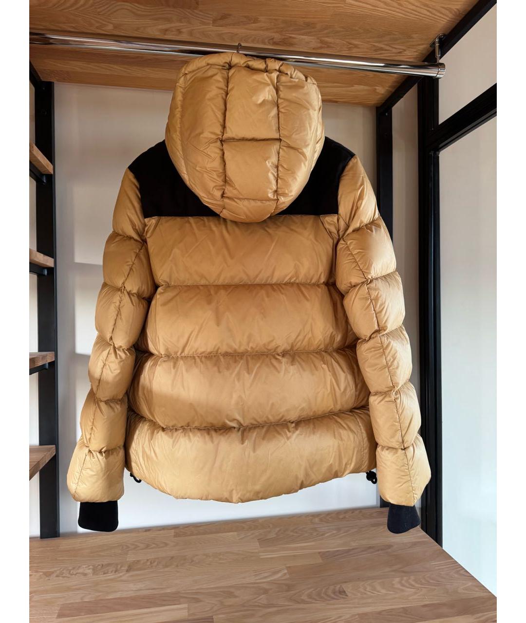 BURBERRY Горчичная полиамидовая куртка, фото 2