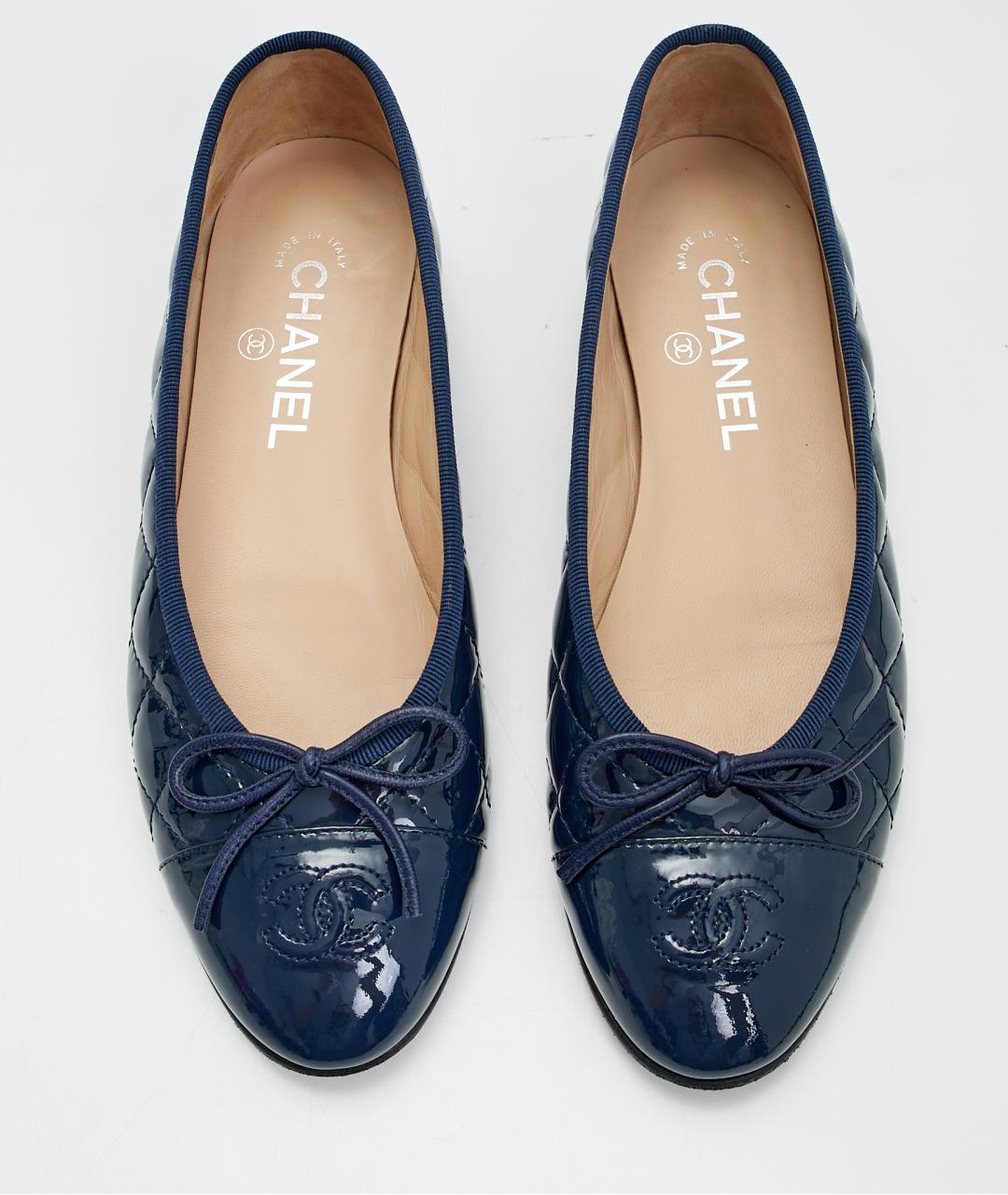 CHANEL Синие балетки из лакированной кожи, фото 4