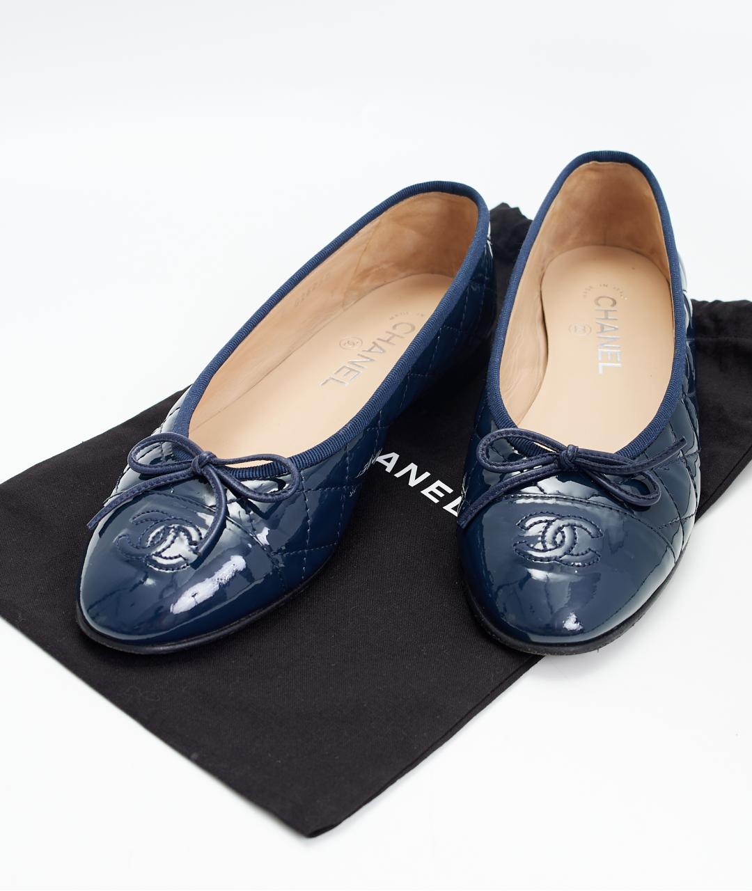 CHANEL Синие балетки из лакированной кожи, фото 8