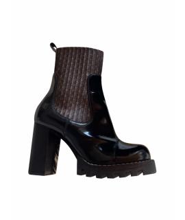 LOUIS VUITTON Ботинки