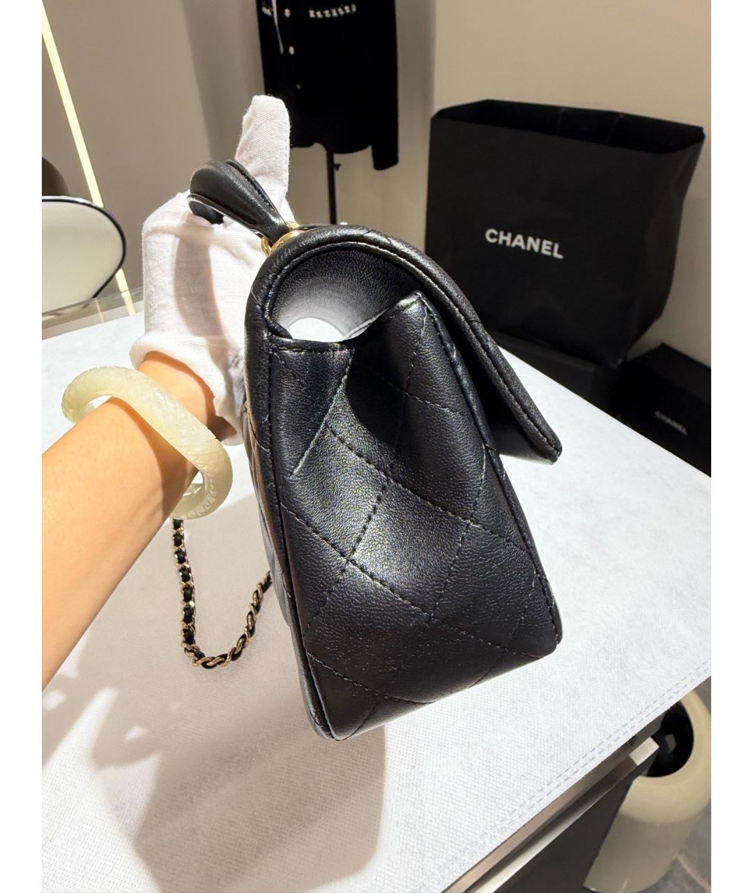 CHANEL Черная кожаная сумка через плечо, фото 4