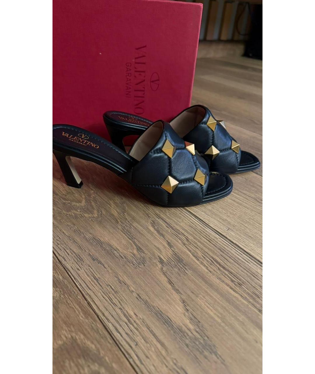 VALENTINO Черные кожаные мюли, фото 6