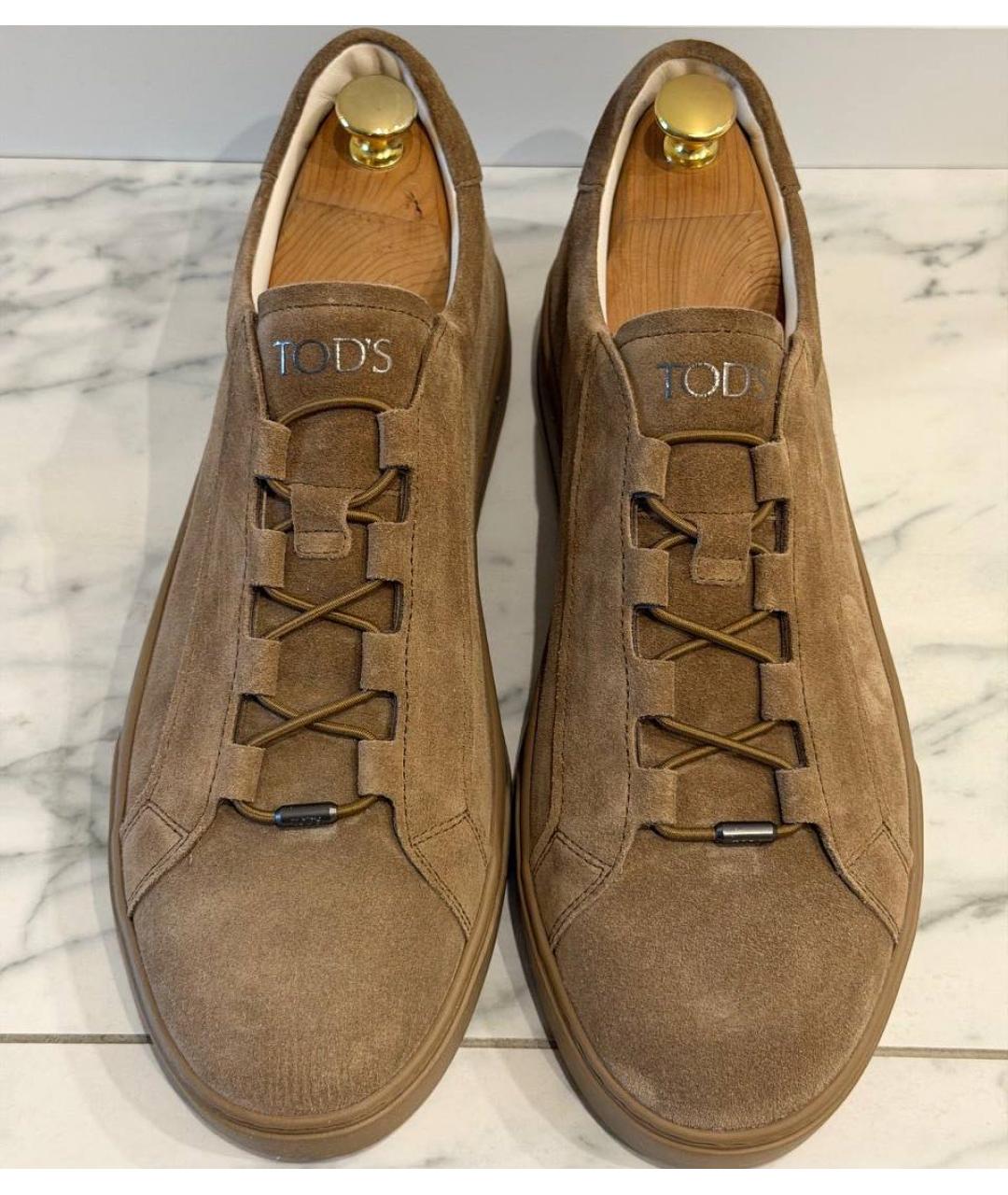 TOD'S Коричневые замшевые низкие кроссовки / кеды, фото 2