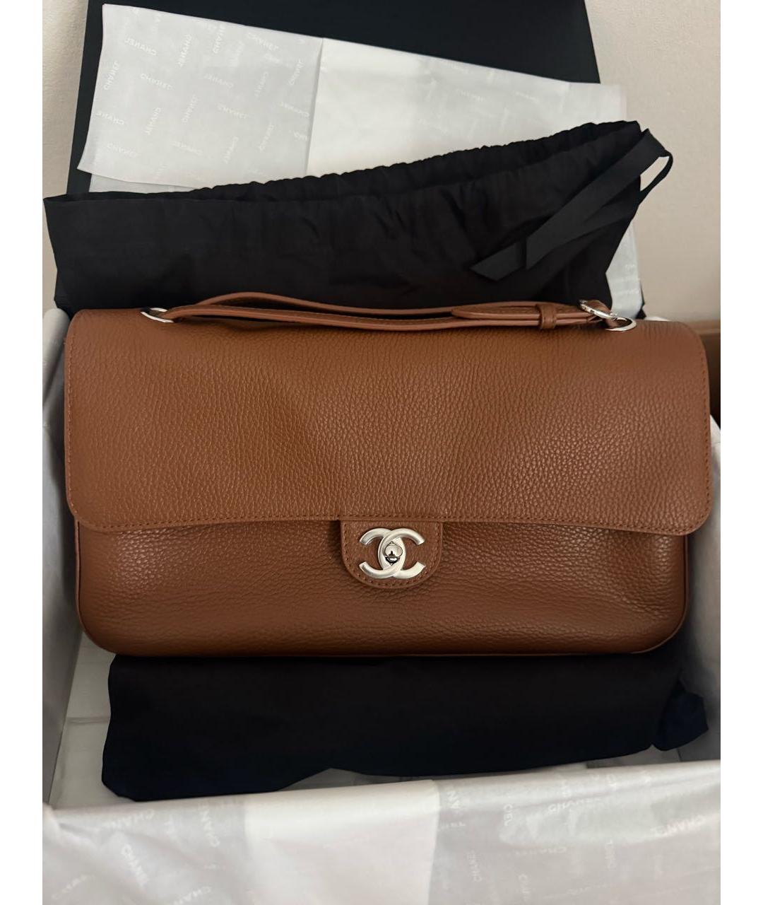 CHANEL Коричневая кожаная сумка через плечо, фото 5