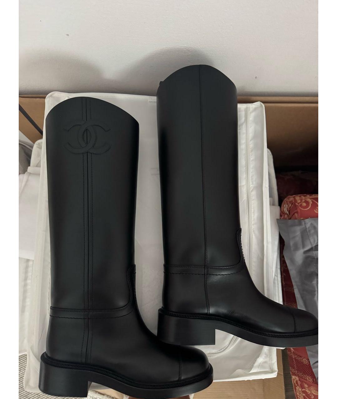 CHANEL Черные кожаные сапоги, фото 5