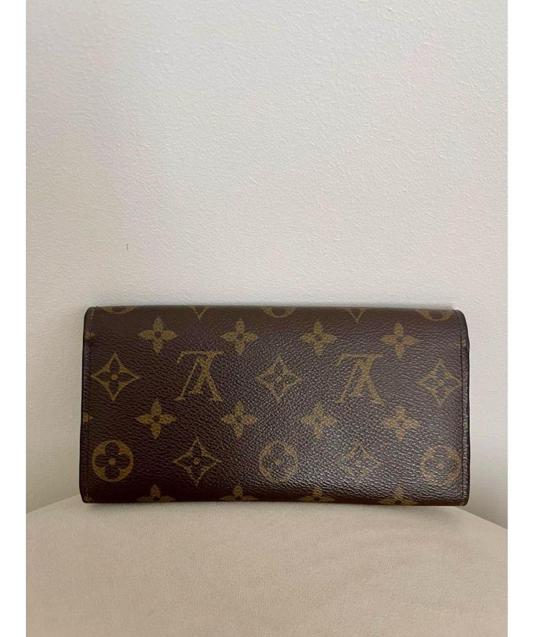 LOUIS VUITTON Зеленый кожаный кошелек, фото 3