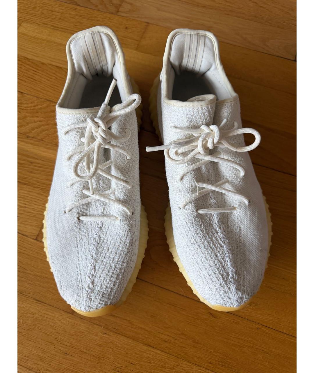 ADIDAS YEEZY Белые текстильные низкие кроссовки / кеды, фото 2