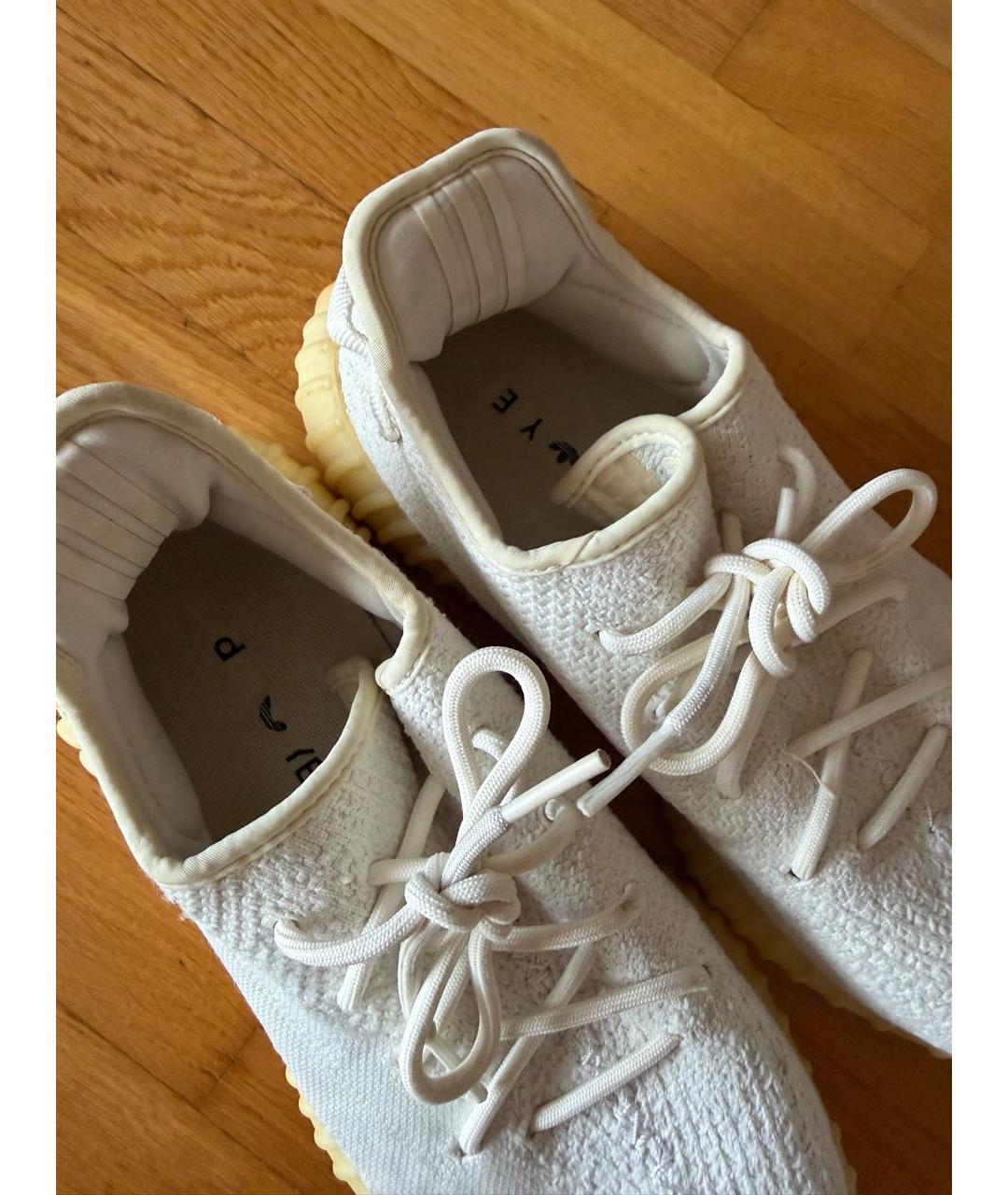 ADIDAS YEEZY Белые текстильные низкие кроссовки / кеды, фото 4