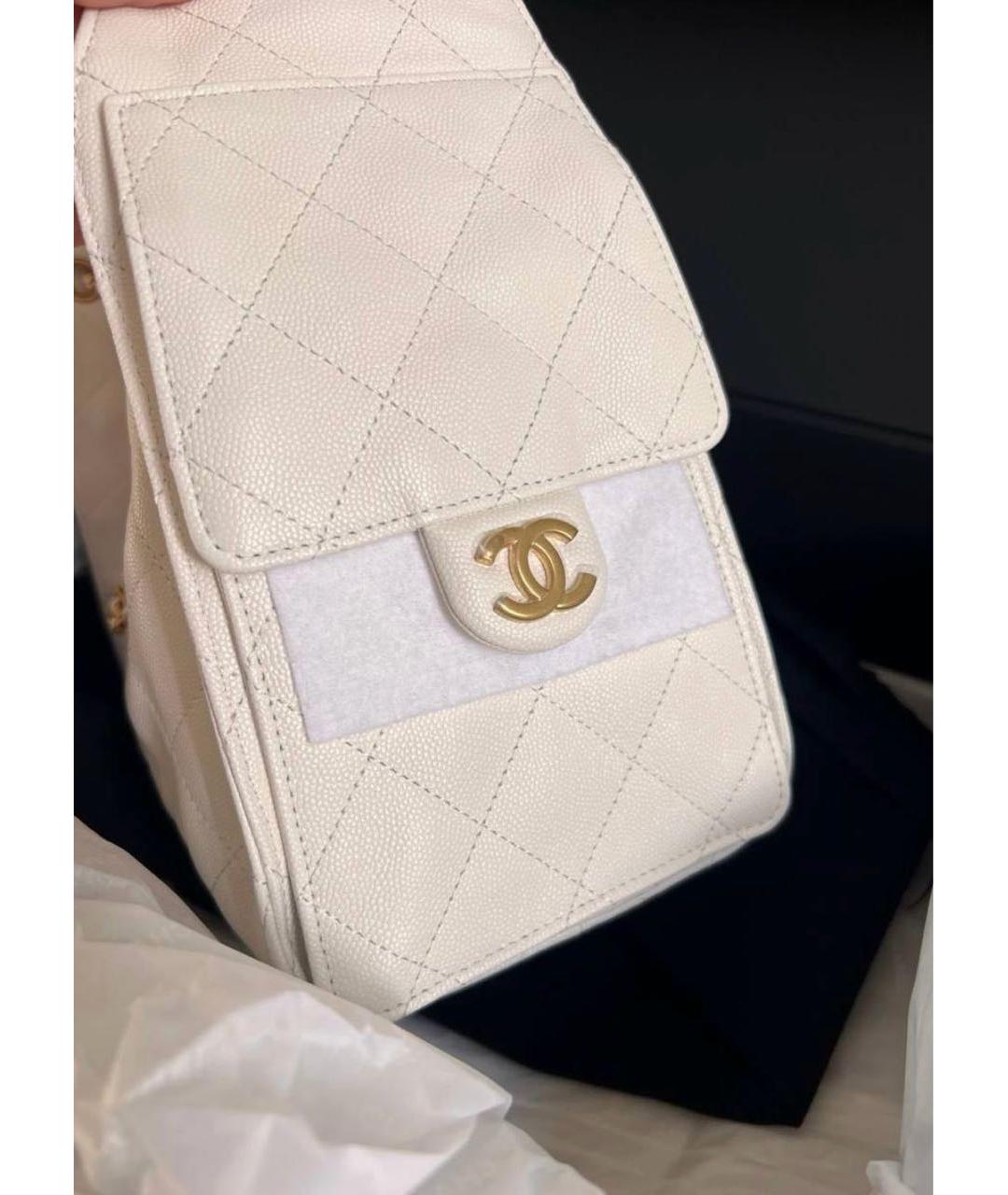 CHANEL Белая кожаная сумка с короткими ручками, фото 3