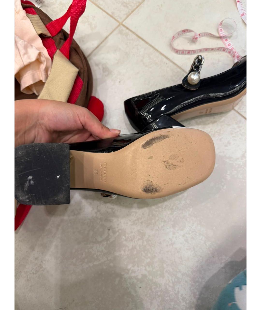 MIU MIU Черные туфли из лакированной кожи, фото 5