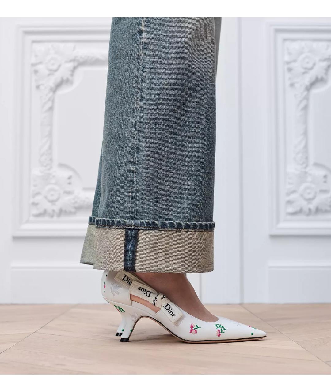 CHRISTIAN DIOR Белые кожаные лодочки на низком каблуке, фото 4