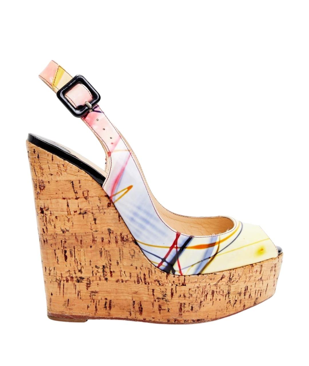 CHRISTIAN LOUBOUTIN Бежевые кожаные туфли, фото 1