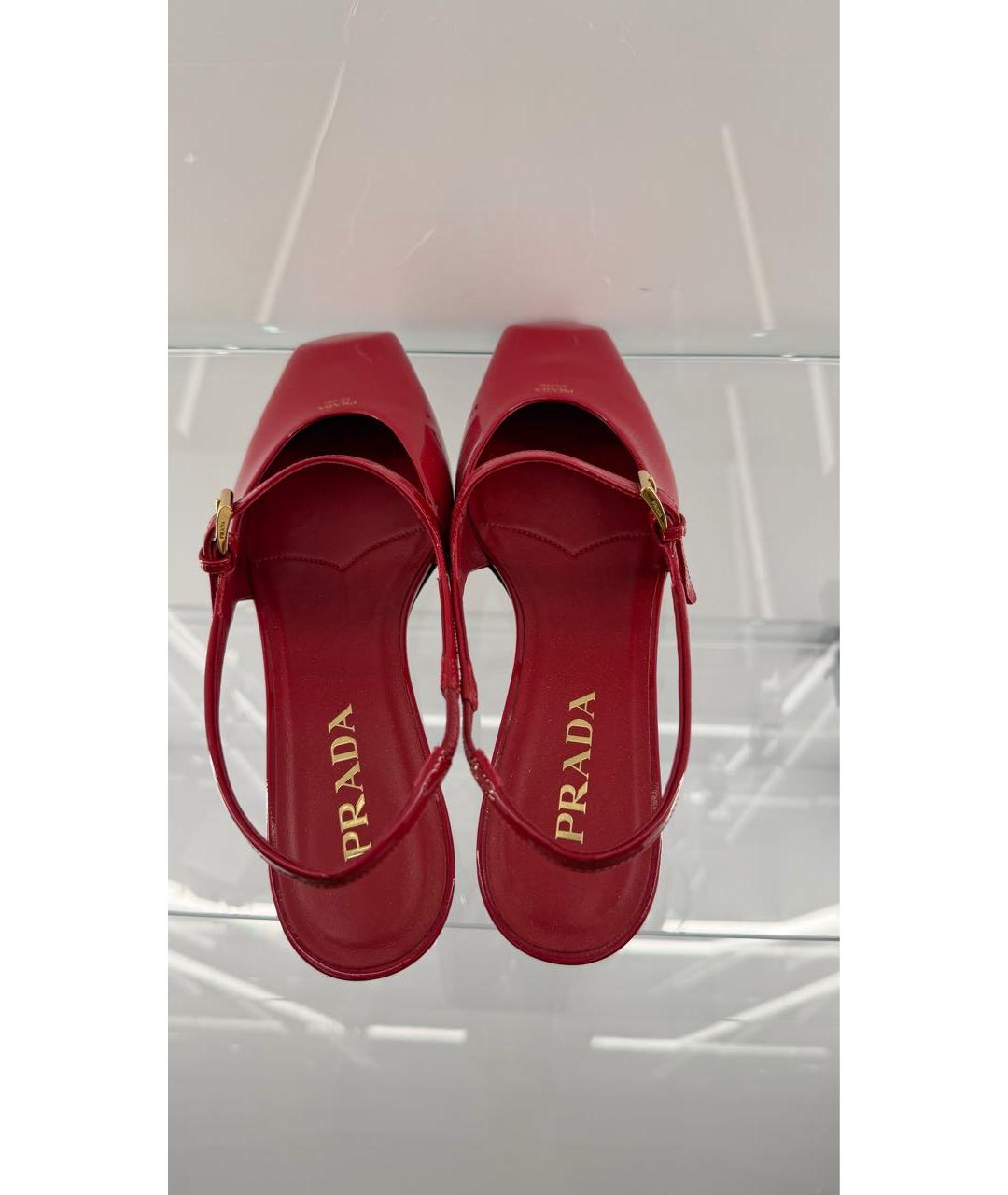 PRADA Красные босоножки из лакированной кожи, фото 5