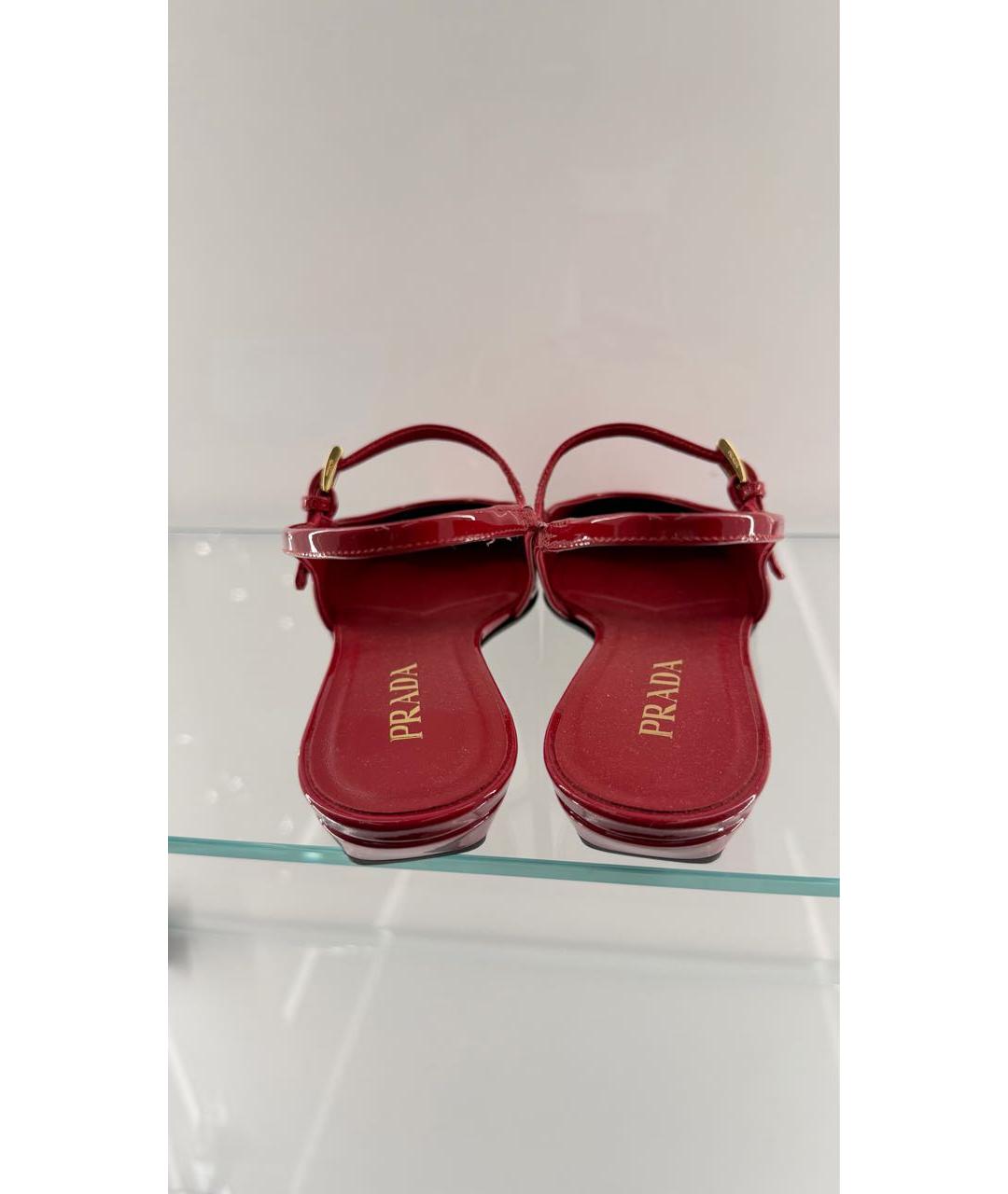 PRADA Красные босоножки из лакированной кожи, фото 4