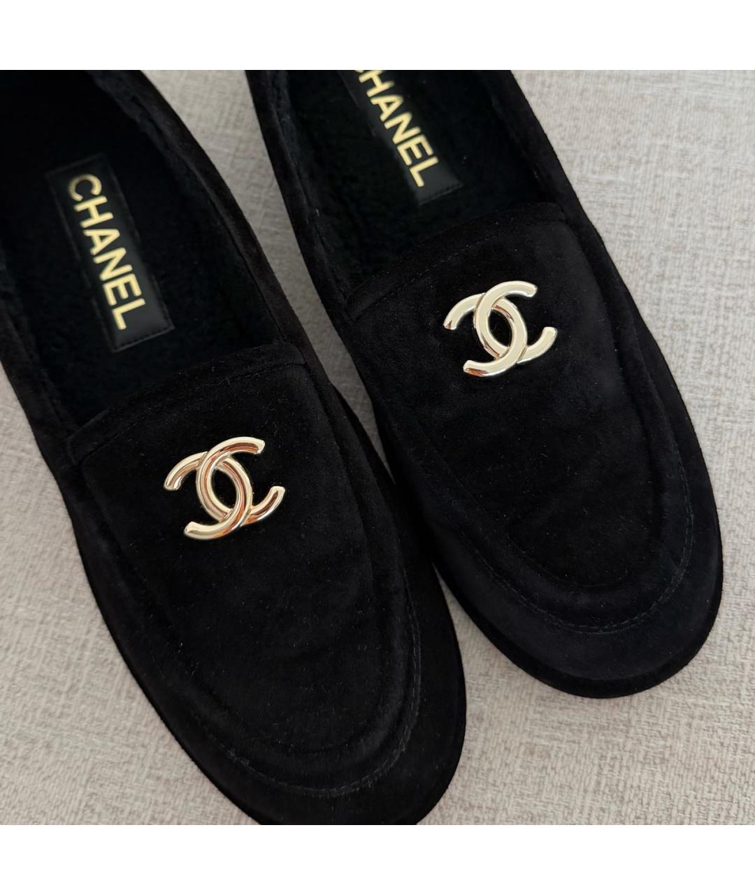 CHANEL Черные замшевые лоферы, фото 3