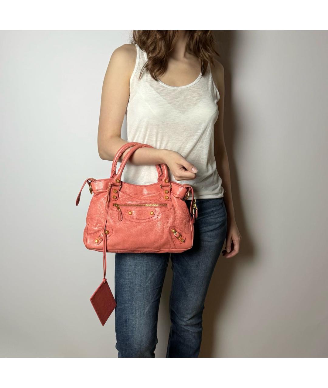 BALENCIAGA Коралловая кожаная сумка с короткими ручками, фото 8