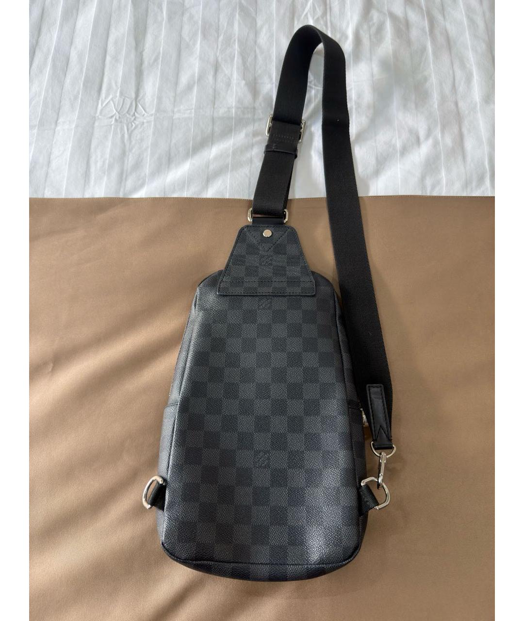 LOUIS VUITTON Серая поясная сумка, фото 2