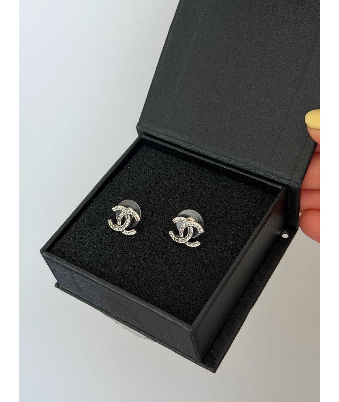 CHANEL Серебряные металлические серьги, фото 3
