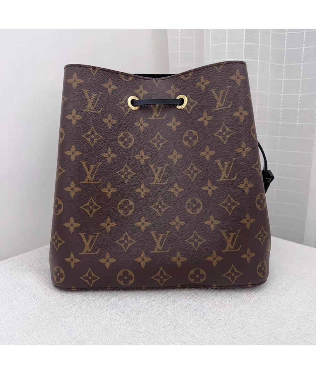 LOUIS VUITTON Черная кожаная сумка через плечо, фото 2